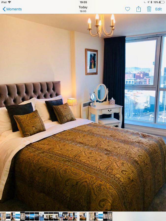Luxury 2 Bedroom Apartment In Prime City Location เบลฟาสต์ ภายนอก รูปภาพ