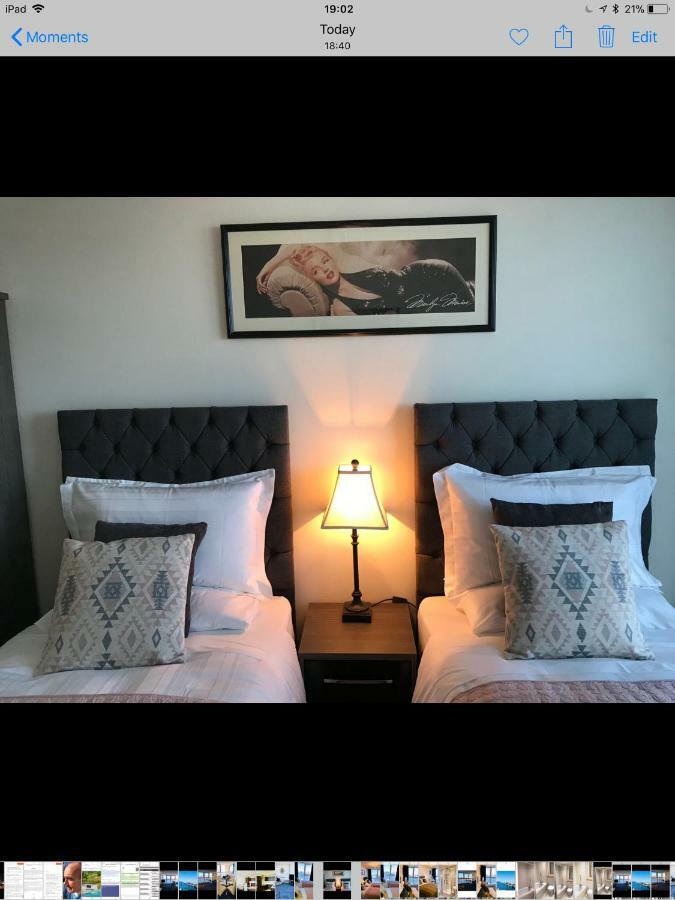 Luxury 2 Bedroom Apartment In Prime City Location เบลฟาสต์ ภายนอก รูปภาพ
