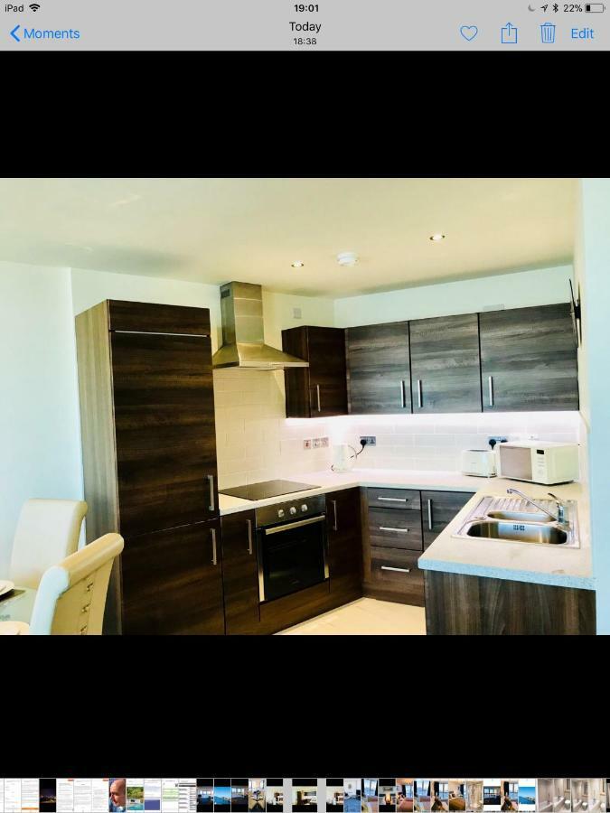 Luxury 2 Bedroom Apartment In Prime City Location เบลฟาสต์ ภายนอก รูปภาพ